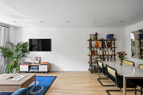 750 square feet apartment. Located in the West Village, just one block from the  New York, NY Rental unit in New York · ★4.40 · 1 bedroom · 2 beds · 1 bath Entire rental unit vacation rental 898629985610474489