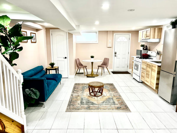 This colorful Brooklyn studio is located on a quiet, residential block in the he New York, United States Rental unit in Brooklyn · ★4.93 · Studio · 1 bed · 1 bath Entire rental unit vacation rental 618003645645289874