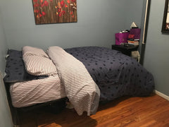 Cozy room with a queen size bed and a queen size air mattress with place to stor Munich, Germany Rental unit in New York · 1 bedroom · 2 beds · 2 shared baths Private room in rental unit vacation rental 21813179