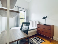 Furnished room in a brand new construction building, Central AC, washer/dryer do New York, NY Serviced apartment in Brooklyn · 1 bedroom · 1 bed · 1 shared bath Private room in serviced apartment vacation rental 50099111
