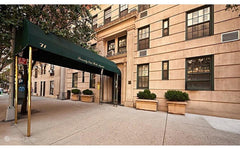 Located in the heart of Manhattan, steps away from Grand Central, Bryant Park, t New York, NY Condo in New York · ★5.0 · 1 bedroom · 1 bed · 1 bath Entire condo vacation rental 23002312