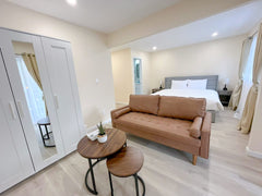 This peaceful and centrally-located place. King size in suite with private bathr  Rental unit in Queens · ★5.0 · 1 bedroom · 1 bed · 1 bath Private room in rental unit vacation rental 989205058781218770