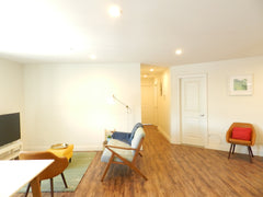 This is a stunning and fully renovated 3BR apartment building in Woodside, Queen  Rental unit in Queens · 3 bedrooms · 3 beds · 2 baths Entire rental unit vacation rental 882345223890919233