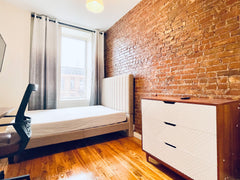 Bright bedroom with high ceiling in prime Clinton Hill / Prime Bedstuy. Room has New York, NY Rental unit in Brooklyn · 1 bedroom · 1 bed · 1 shared bath Private room in rental unit vacation rental 49257438