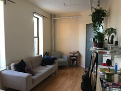 A clean and cozy loft in a convenient location in Williamsburg. High ceilings, l New York, NY Rental unit in Brooklyn · ★5.0 · 1 bedroom · 1 bed · 1 bath Entire rental unit vacation rental 21764778