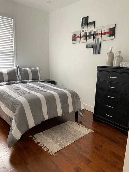 Kick back and relax in this calm, stylish space.  Rental unit in Brooklyn · ★4.85 · 2 bedrooms · 2 beds · 1 bath Entire rental unit vacation rental 727828048777826526