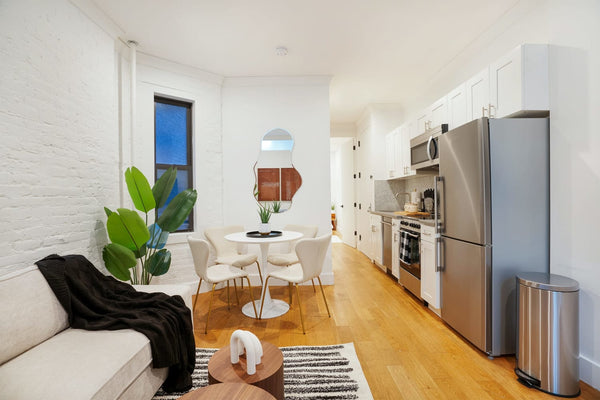 This elegantly furnished 2-bedroom apartment offers a blend of comfort and style New York, NY Serviced apartment in New York · 2 bedrooms · 2 beds · 1 bath Entire serviced apartment vacation rental 1007225552327203248