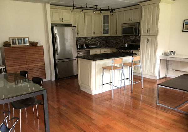 Close to all transport as it is blocks from Atlantic Station/Barclays Center. Ac New York, NY Condo in Brooklyn · 3 bedrooms · 2 beds · 1.5 baths Entire condo vacation rental 9691204