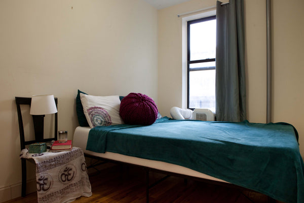 Newly renovated, parkside, open floor plan apt in the heart of Inwood.  The room New York, NY Rental unit in New York · ★4.0 · 1 bedroom · 1 bed · 1 bath Private room in rental unit vacation rental 7742889