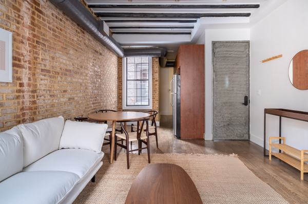 The Clark House is located in the epicenter of one of the most vibrant neighborh New York, NY Rental unit in New York · 1 bedroom · 1 bed · 1 private bath Private room in rental unit vacation rental 659329592070542766