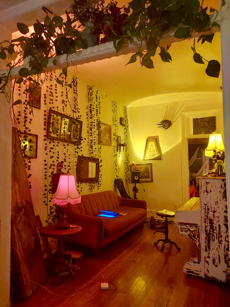 Welcome to your creative oasis in the heart of Williamsburg Brooklyn. This HUGE  New York, NY Rental unit in Brooklyn · 1 bedroom · 1 bed · 1 bath Entire rental unit vacation rental 46288281