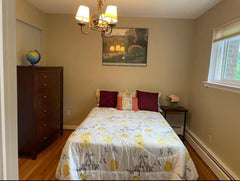 Disconnect from your concerns in this spacious and serene space.  Rental unit in The Bronx · 2 bedrooms · 3 beds · 1 private bath Private room in rental unit vacation rental 803382479124958259