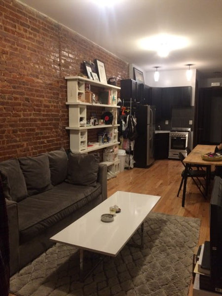 Super cute, warm Brooklyn apartment with great sized bedrooms in a safe neighbou New York, United States Rental unit in Brooklyn · 2 bedrooms · 2 beds · 1 bath Entire rental unit vacation rental 27710264