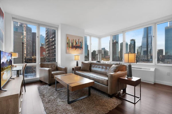Experience the best of Manhattan from this spectacular building. From sweeping v New York, NY Serviced apartment in New York · 1 bedroom · 2 beds · 1 bath Entire serviced apartment vacation rental 43106565