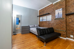 Located in the Upper East Side at 94th Street between 1st - 2nd Avenue. Block aw  Rental unit in New York · ★4.86 · Studio · 2 beds · 1 bath Entire rental unit vacation rental 32933643