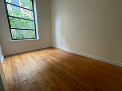 Bright bedroom with high ceiling in prime Clinton Hill / Prime Bedstuy, right on New York, NY Serviced apartment in Brooklyn · 1 bedroom · 1 bed · 2 shared baths Private room in serviced apartment vacation rental 723433156134120705