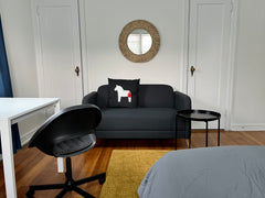 This California king size bedroom with a style will make your NYC visit remarkab  Rental unit in Queens · 1 bedroom · 1 bed · 1 shared bath Private room in rental unit vacation rental 908061263098384064