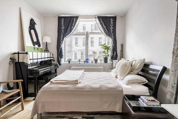 Contact me for long-term discount!<br /><br />Huge peaceful modern space in grea New York, NY Rental unit in Brooklyn · ★4.86 · 1 bedroom · 1 bed · 1 private bath Private room in rental unit vacation rental 762015