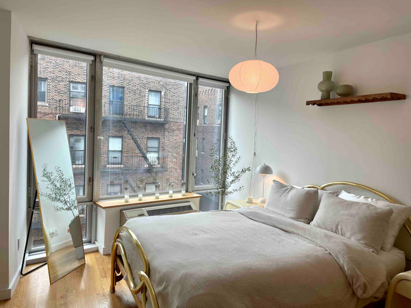 Spacious one bedroom apartment with beautiful natural light located in the Lower  Rental unit in New York · ★5.0 · 1 bedroom · 1 bed · 1 bath Entire rental unit vacation rental 53587742