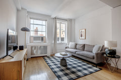 Show up and start living from day one in Midtown with this stylish one-bedroom B New York, NY Rental unit in New York · 1 bedroom · 1 bed · 1 bath Entire rental unit vacation rental 888141810408582652
