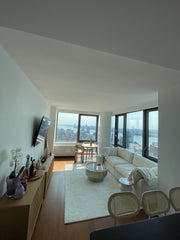Panoramic view of Manhattan, all the utensils included to enjoy your vacation in Florianopolis, Brazil Rental unit in New York · 2 bedrooms · 2 beds · 2 baths Entire rental unit vacation rental 862322431639063003