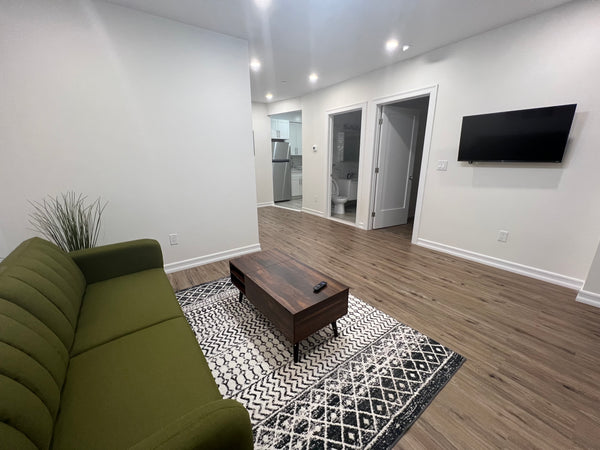 You'll have a great time at this comfortable place to stay. New York, NY Rental unit in Flushing · ★4.89 · 1 bedroom · 2 beds · 1 bath Entire rental unit vacation rental 893573150388599274