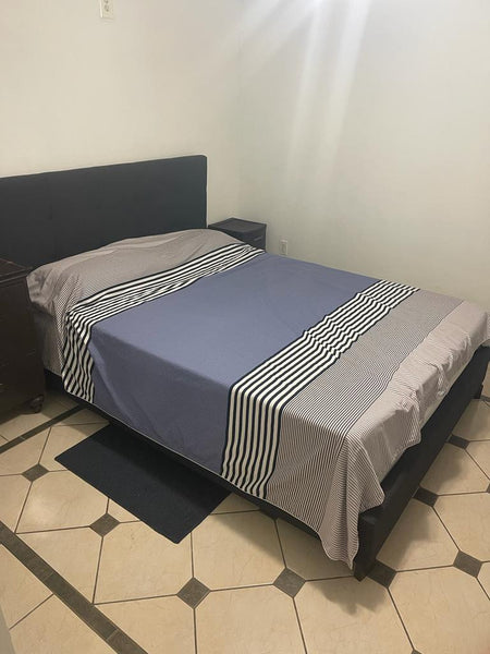 Bring the whole family to this great place with lots of room for fun.  Rental unit in Queens · 1 bedroom · 1 bed · 1 bath Entire rental unit vacation rental 945131294310266428