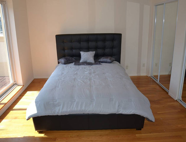 Enjoy your stay in New Stay, newly remodeled Apartment! This apartment is centra  Rental unit in Brooklyn · 1 bedroom · 1 bed · 1.5 baths Entire rental unit vacation rental 45217392