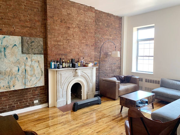 Clean, elegant space with antique furnishings, exposed brick, stunning original   Rental unit in New York · 1 bedroom · 2 beds · 1 bath Entire rental unit vacation rental 29844533