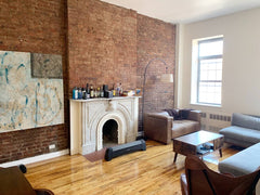 Clean, elegant space with antique furnishings, exposed brick, stunning original   Rental unit in New York · 1 bedroom · 2 beds · 1 bath Entire rental unit vacation rental 29844533