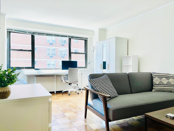 WHOLE STUDIO ! LESS THAN 30 DAYS POSSIBLE !! <br />($1000 days means UNAVALABLE! Montreal, Canada Rental unit in New York · ★4.92 · 1 bedroom · 2 beds · 1 bath Entire rental unit vacation rental 49815039
