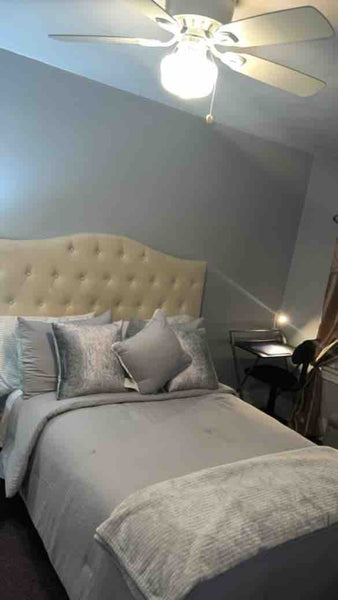 This is a fully furnished one bedroom with private bath more like a Large Studio  Rental unit in Brooklyn · ★5.0 · 1 bedroom · 1 bed · 1 bath Entire rental unit vacation rental 41453338