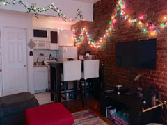 The warm/cozy apartment is located in the heart of Hell’s Kitchen.<br /><br />Tw New York, United States Rental unit in New York · 1 bedroom · 1 bed · 1 bath Entire rental unit vacation rental 38377425