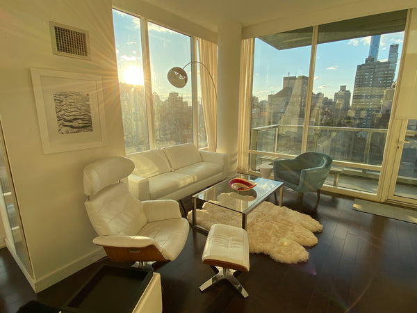 Enjoy a stylish experience atGramercy Park, a famed centrally-located place. Wal New York, NY Rental unit in New York · 3 bedrooms · 3 beds · 2 baths Entire rental unit vacation rental 1026197489511178742