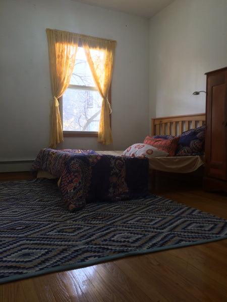 Big, sunny room in 3 bedroom apartment on tree-lined street in Greenpoint.  Righ  Rental unit in Brooklyn · 1 bedroom · 1 bed · 1 bath Private room in rental unit vacation rental 8582762
