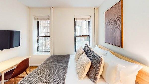 ABOUT THIS SPACE<br />Luminous and stylish apartment with four bedrooms and 1.5   Rental unit in New York · 1 bedroom · 4 beds · 1.5 shared baths Private room in rental unit vacation rental 852165663564258034