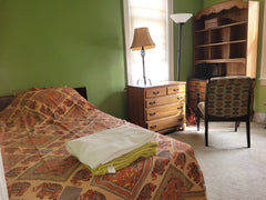Furnished Green room with TWIN bed, dresser, closet, FUTON for guest, sidetable, New York, NY Home in Queens · ★4.56 · 1 bedroom · 1 bed · 1 shared bath Private room in home vacation rental 38134421