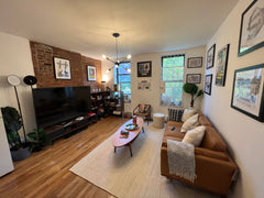 Immerse yourself in true Brooklyn fashion. Located on Carroll Street, between 5t New York, NY Rental unit in Brooklyn · ★4.80 · 1 bedroom · 1 bed · 1 bath Entire rental unit vacation rental 702747529352284354