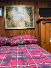 Forget your worries in this spacious and serene space.  Home in Queens · 1 bedroom · 1 bed · 1 shared bath Shared room in home vacation rental 654937944496459742