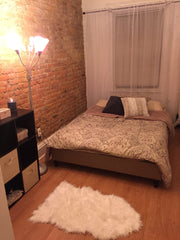 Budget friendly 2 bedroom apartment in the heart of Manhattan! Located within wa New York, NY Rental unit in New York · ★4.40 · 2 bedrooms · 2 beds · 1 bath Entire rental unit vacation rental 17499587