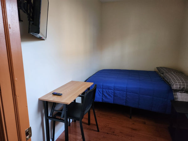 **READ EVERYTHING BEFORE BOOKING**<br /><br />Welcome to our Airbnb! <br /><br / The Bronx, NY Home in The Bronx · ★5.0 · 1 bedroom · 1 bed · 1 shared bath Private room in home vacation rental 874892322289038312