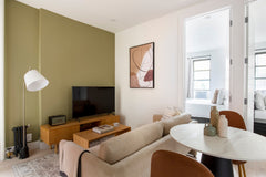 Discover the best of Downtown, with this two-bedroom East Village apartment. It’ New York, NY Rental unit in New York · 2 bedrooms · 2 beds · 1 bath Entire rental unit vacation rental 749791080990625595
