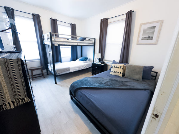 Hello lovely future guest! If you're looking for a private entire 2 bdrm floor t New York, NY Rental unit in Queens · ★4.75 · 2 bedrooms · 5 beds · 1.5 baths Entire rental unit vacation rental 4823386