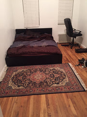 Large space in a great building in a great neighborhood! Bedroom with a queen si New York, NY Rental unit in Brooklyn · 1 bedroom · 1 bed · 1 bath Entire rental unit vacation rental 9575809