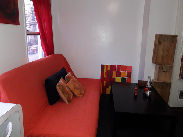 Very cozy, luminous, spacious & colorful apartment in a very convenient location New York, NY Rental unit in Queens · 1 bedroom · 1 bed · 1 bath Entire rental unit vacation rental 29392426