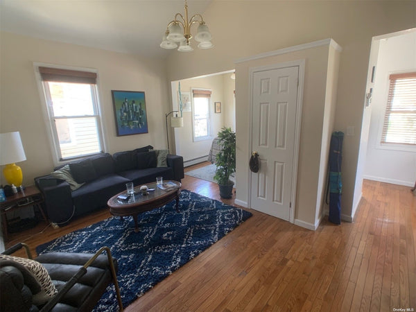 Bring the whole family to this great place with lots of room for fun. <br /><br   Home in Queens · 2 bedrooms · 2 beds · 1 bath Entire home vacation rental 773928275871912122
