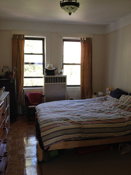 Spend the night in this lovely top floor flat in a classic Brooklyn brownstone.  New York, NY Rental unit in Brooklyn · 1 bedroom · 1 bed · 1 bath Private room in rental unit vacation rental 11573695