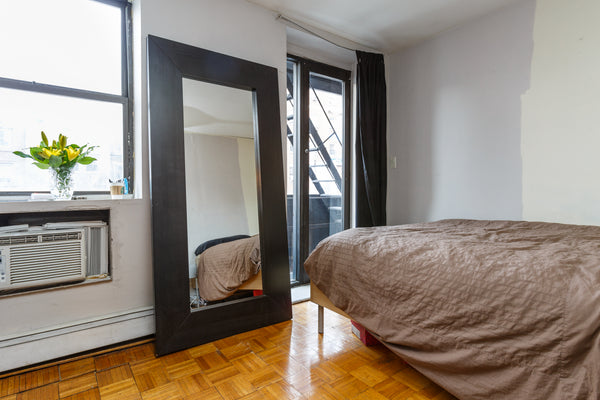 Singapore Rental unit in New York · 1 bedroom · 1 bed · 1 bath Private room in rental unit vacation rental 9846616