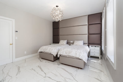 Brand new beautiful renovated apartment large windows with 3 beds rooms, living  New York, NY Rental unit in Brooklyn  · ★4.87 · 3 bedrooms · 6 beds · 2 baths Entire rental unit vacation rental 9708577
