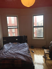 Railroad style apartment for 1 bedroom and a kitchen. Rooftop access with skylin Los Angeles, CA Rental unit in Brooklyn · 1 bedroom · 1 bed · 1 bath Private room in rental unit vacation rental 4850000